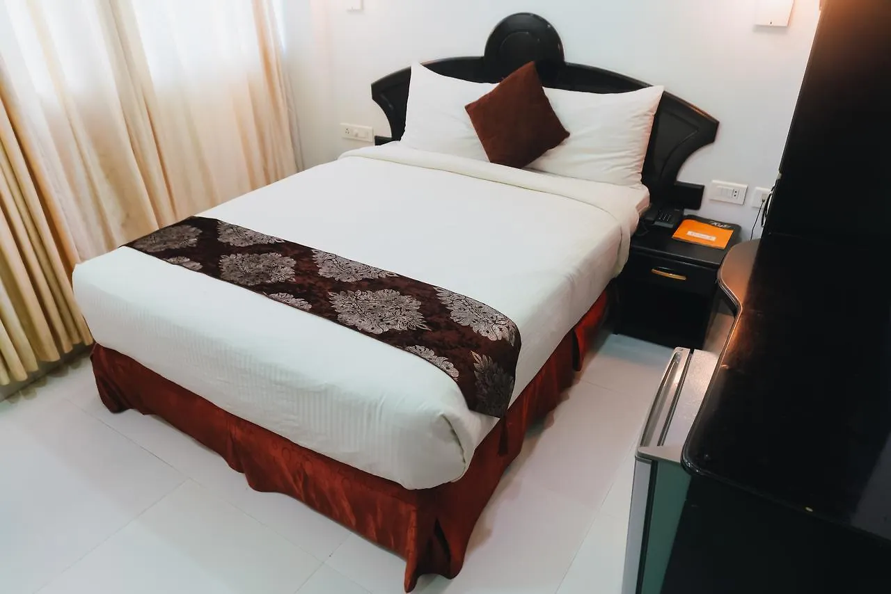 Chothys Park Hotel Thiruvananthapuram