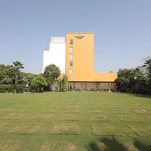 **** Hotel Country & By Radisson, Gurugram Sohna Road India